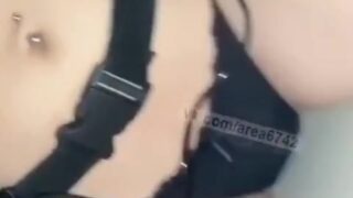 คลิปหลุดคนดัง คลิปxxx น้องเอิร์น EarnAriya42 ทรงซ้อสายขย่ม ถ่างขาให้เพื่อนชายล่อหีฟินๆ ลีลาเย็ดโครตเงี่ยน
